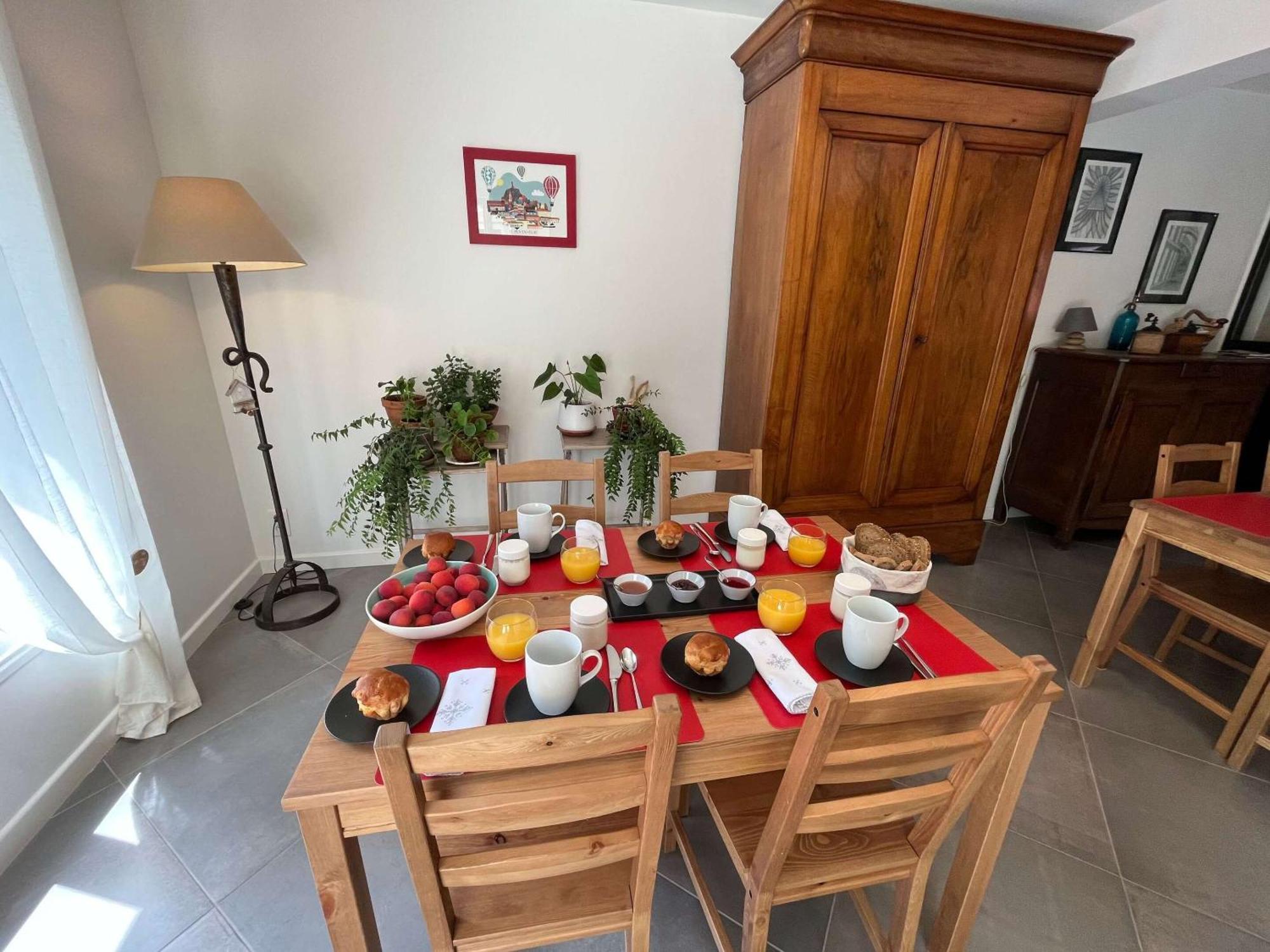 Bed and Breakfast Le Jardin Du Dolaizon Le Puy-en-Velay Экстерьер фото